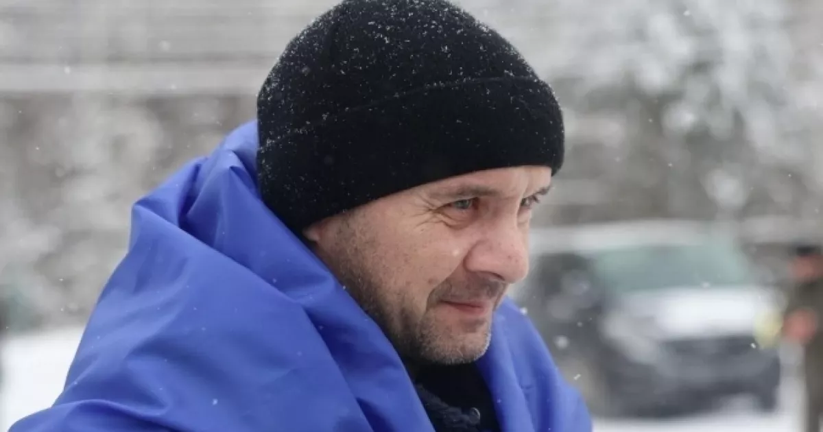Сім'ю звільненого з полону військового змушують повернути 15 млн? Реакція не забарилася