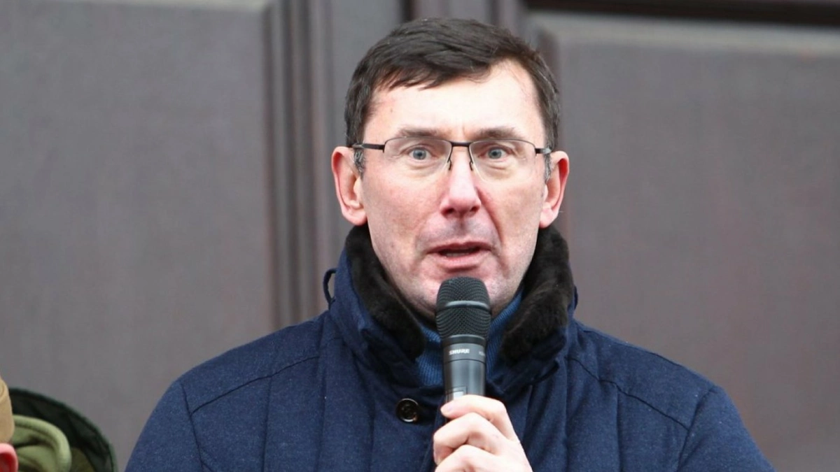 Систему бронювання слід переглянути в усіх галузях: пояснення Луценка