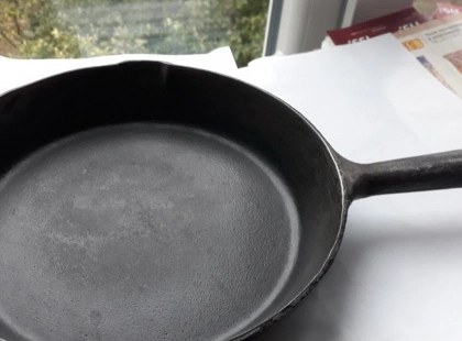 Радянські чавунні сковорідки досі в моді: чому їх обирають і сьогодні