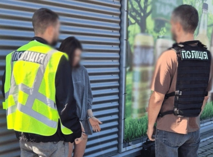 Отруєння військових метадоном: на Житомирщині затримали 17-річну підозрювану