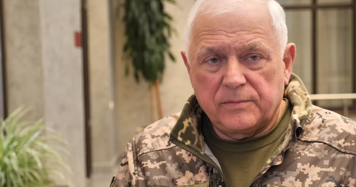 Сотні тисяч на місяць: скільки заробляли Артюх та Григоров на чолі Сумщини