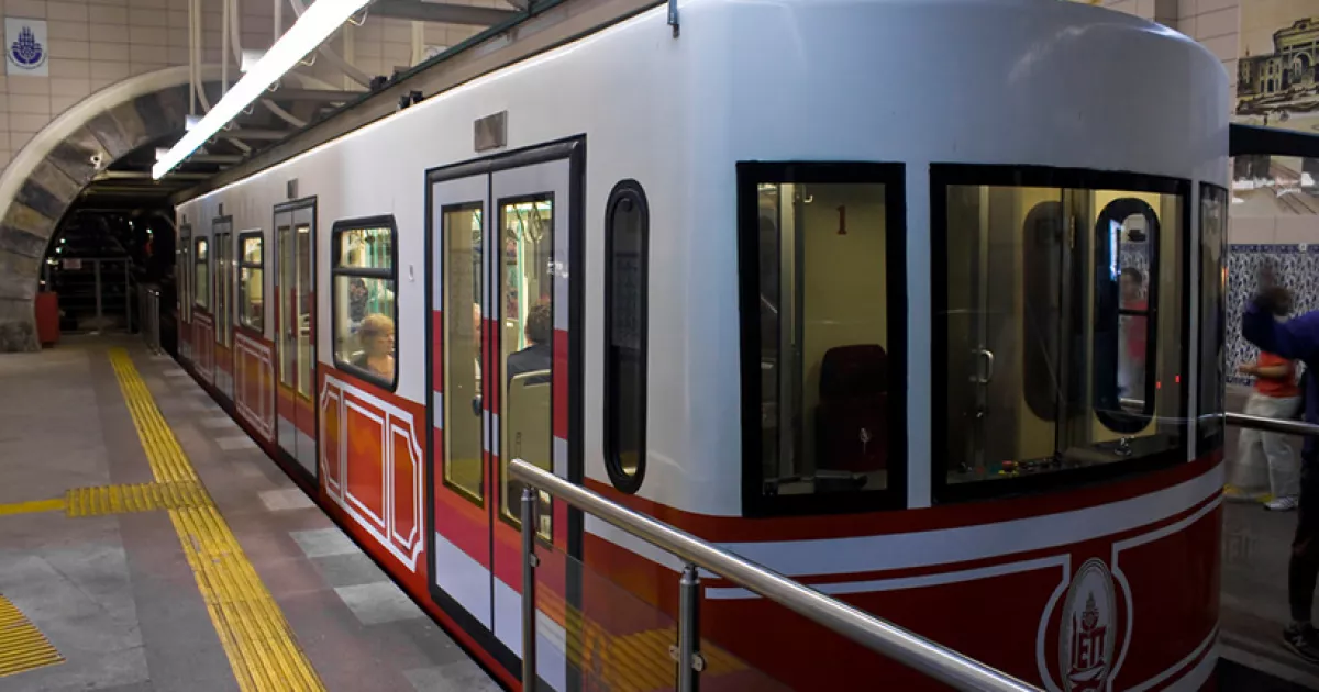 Півхвилини під землею: де у світі найкоротше метро