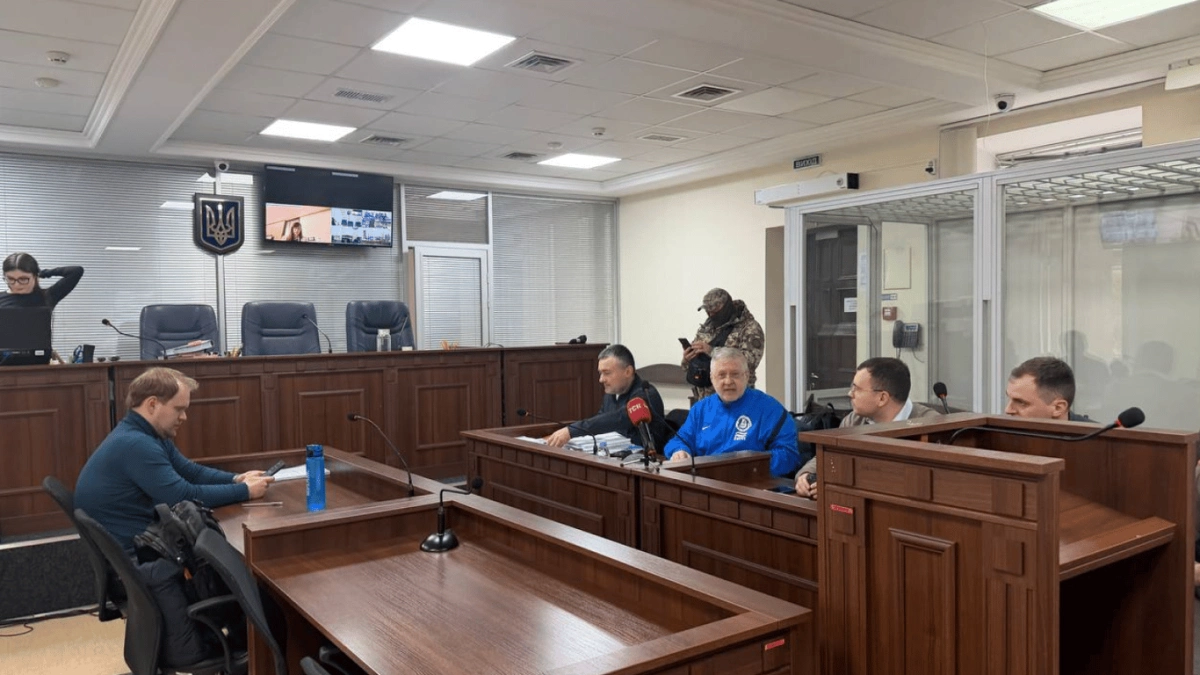 Суд над Коломойським: прокурор виступив проти закриття провадження
