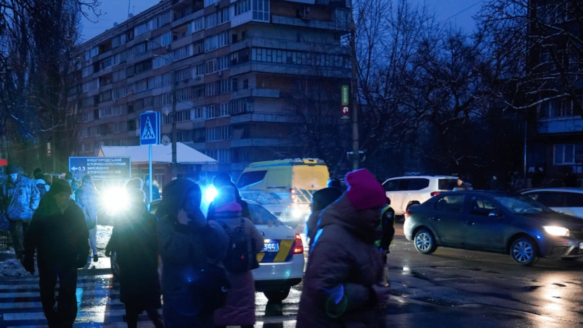 У низці областей завтра відключатимуть світло: Укренерго назвало черги