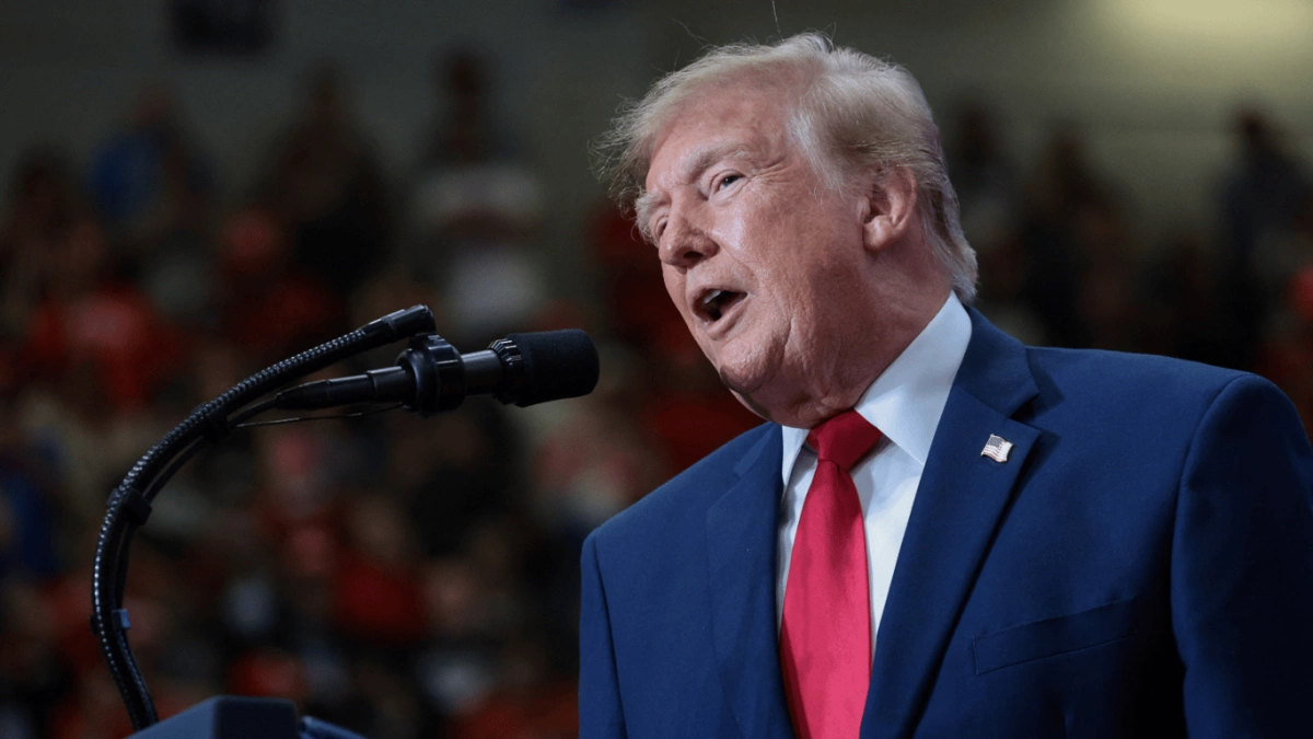 «Ми володіємо Гренландією»: Трамп заявив про співпрацю з Данією