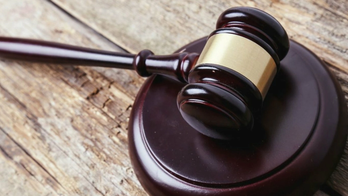 Після зміни статі суд зобов’язав ТЦК виключити жінку з обліку