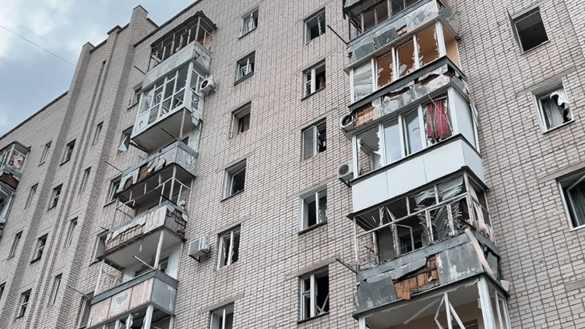 Росія вдарила дроном по багатоповерхівці у Кременчуці: двоє загиблих, 11 поранених