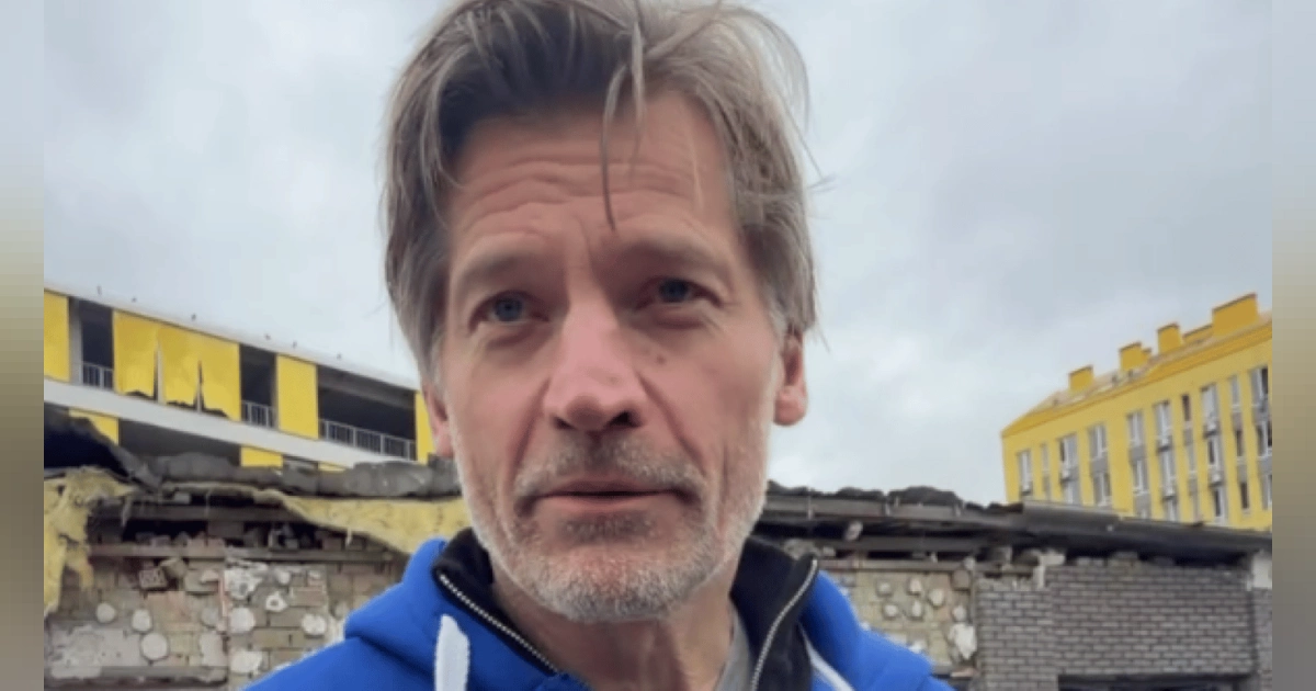 «Зима близько»: зірка «Гри престолів» побував на місці смертельного обстрілу Києва