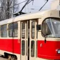 Потіють руки й постійний стрес: трамвайник розвінчав міф про «легку» роботу на рейках