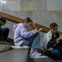 Чому діти відмовляються йти в укриття: педагог назвав приховані причини