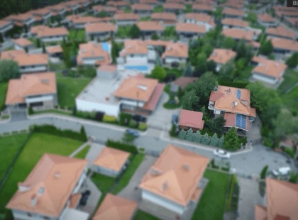 Десяток квартир і мільйонні доходи: що відомо про нового нардепа Карабута