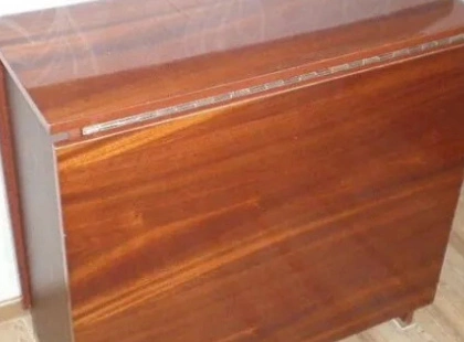 Стіл-тумба з СРСР: як радянський дизайн став вічним і хто його створив