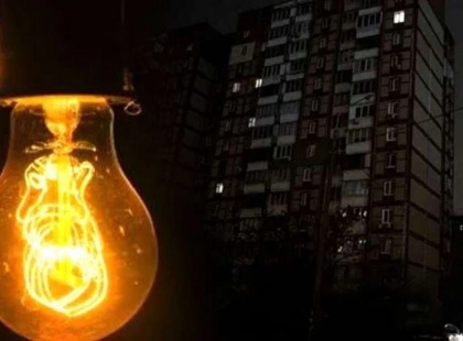 Нардеп б’є на сполох: графіки не працюють — чому в Києві світло відключають хаотично