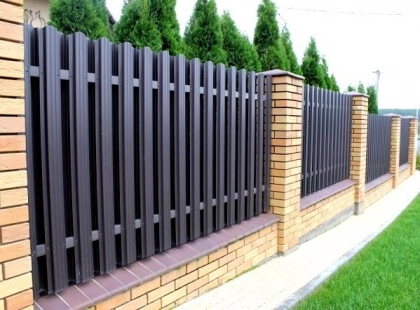 Встановлення паркану: через яку помилку можна втратити частину землі