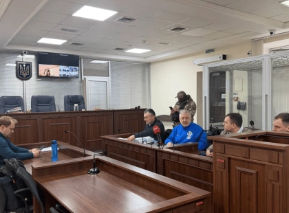 Суд над Коломойським: прокурор виступив проти закриття провадження