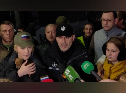 Евакуація з Олешок: для людей із домашніми тваринами організували окремий автобус
