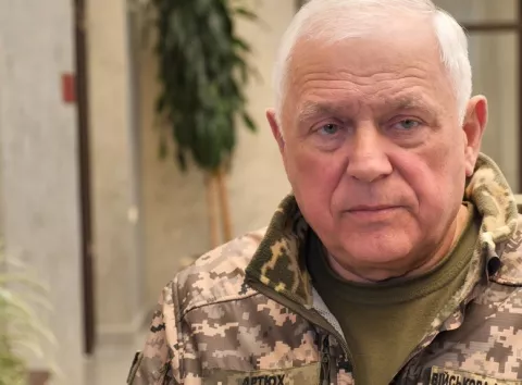 Сотні тисяч на місяць: скільки заробляли Артюх та Григоров на чолі Сумщини