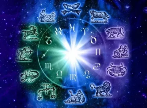 Гороскоп на 21 лютого: Козерогів чекатиме приємна новина, а Скорпіонів — грошова удача